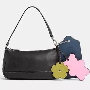 Vintage Y2K Coach 7785 Hamptons Leather Demi Pouch 2000-2002